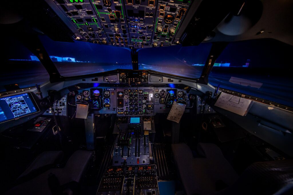 ATR72-500_paris_cockpit_1